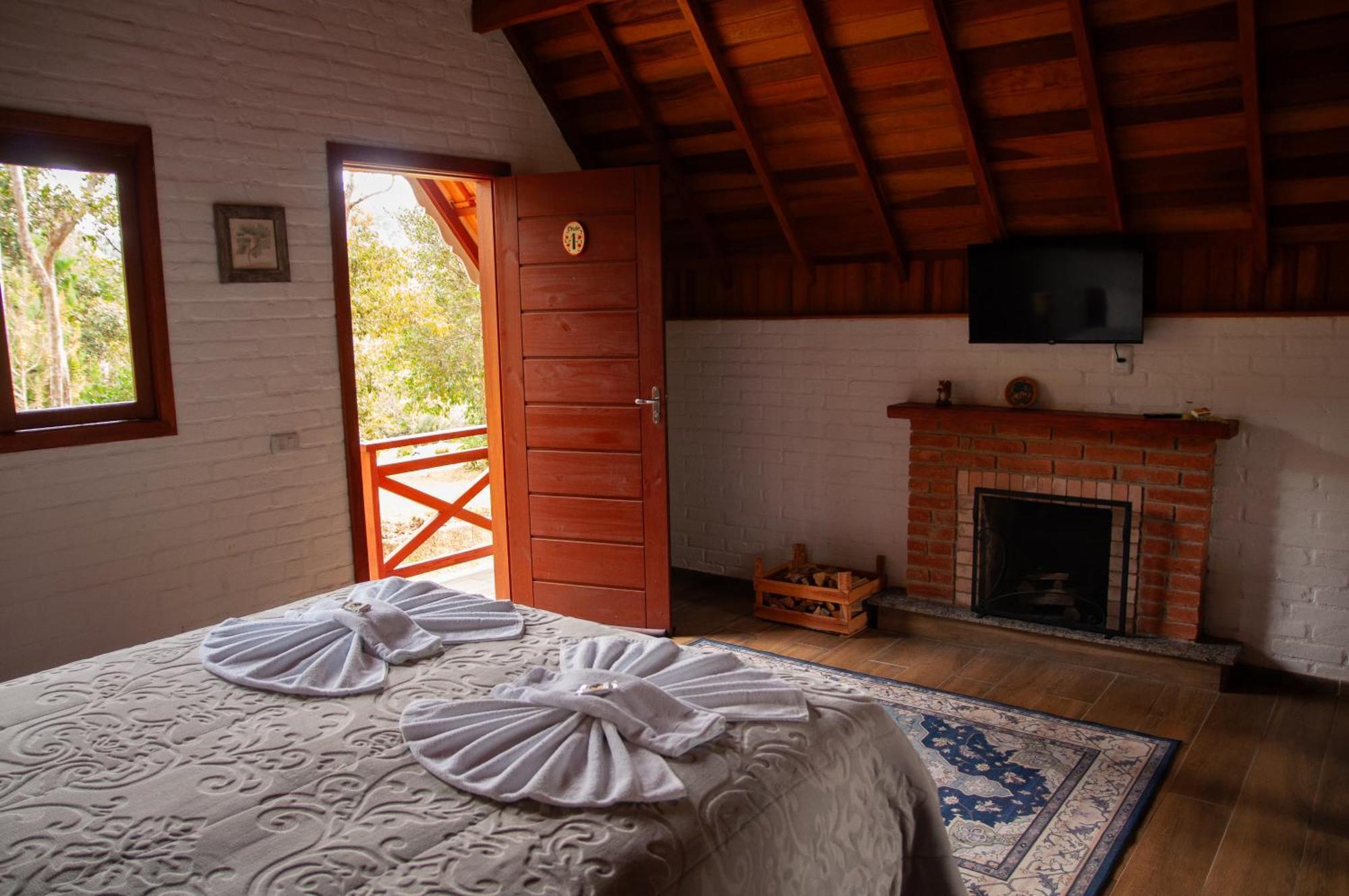 Chalet,1239591355:JPEG